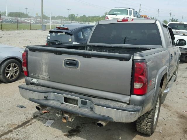 2GCEK13T261244323 - 2006 CHEVROLET SILVERADO SILVER photo 6