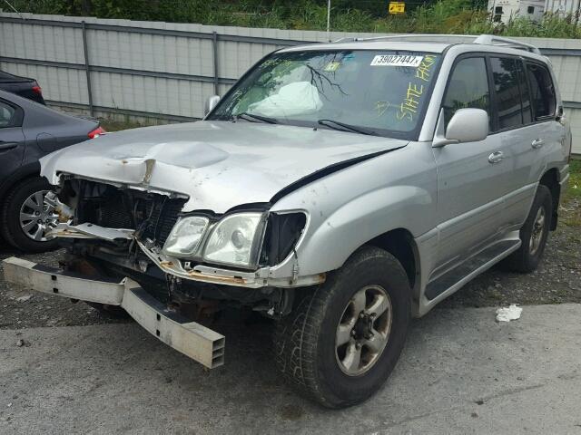 JTJHT00W964009518 - 2006 LEXUS LX 470 SILVER photo 2