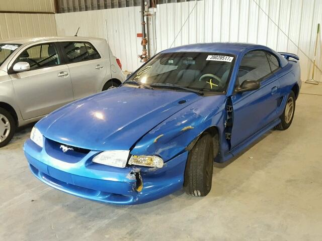 1FAFP4048WF264420 - 1998 FORD MUSTANG BLUE photo 2