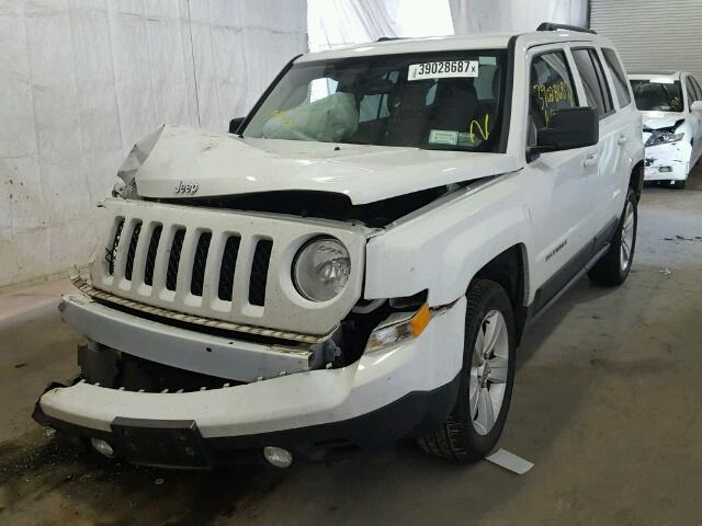 1C4NJRFB2ED769387 - 2014 JEEP PATRIOT WHITE photo 2