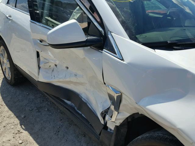 3GYFNCE31GS574071 - 2016 CADILLAC SRX PERFOR 白色 照片 9