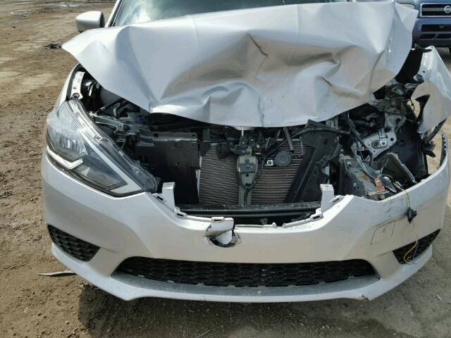 3N1AB7AP4HY337410 - 2017 NISSAN SENTRA S SILVER photo 9