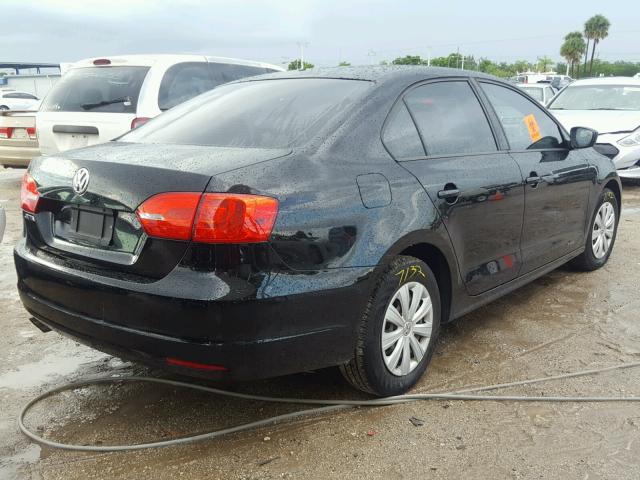 3VW2K7AJ5EM384782 - 2014 VOLKSWAGEN JETTA BASE 黑色 照片 4