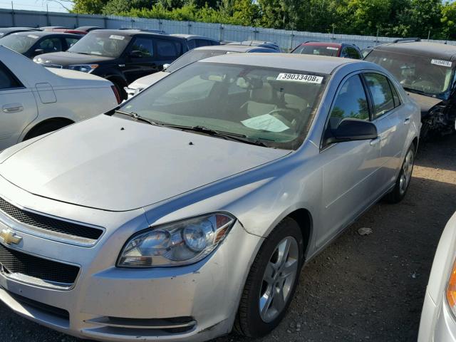 1G1ZG57B994137718 - 2009 CHEVROLET MALIBU LS SILVER photo 2