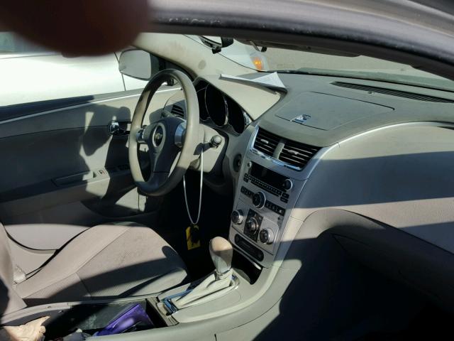 1G1ZG57B994137718 - 2009 CHEVROLET MALIBU LS SILVER photo 5