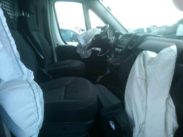 3C6TRVNGXHE511604 - 2017 RAM PROMASTER WHITE photo 5