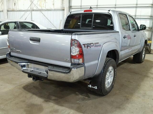 3TMLU4EN3FM168590 - 2015 TOYOTA TACOMA DOU SILVER photo 4