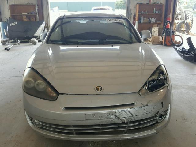 KMHHM66D08U275033 - 2008 HYUNDAI TIBURON GS GRAY photo 9