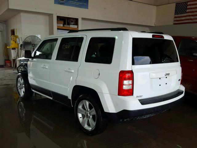 1C4NJPFB3GD726894 - 2016 JEEP PATRIOT LA WHITE photo 3