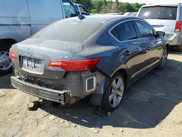 19VDE1F5XDE008642 - 2013 ACURA ILX 20 PRE SILVER photo 4