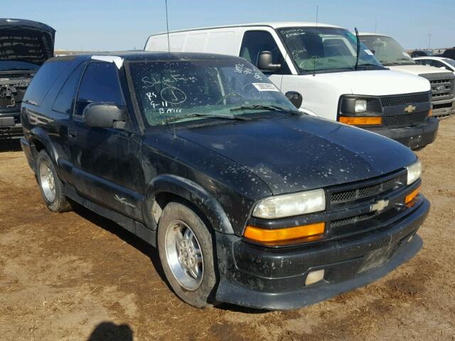 1GNCS18W12K118367 - 2002 CHEVROLET BLAZER BLACK photo 1