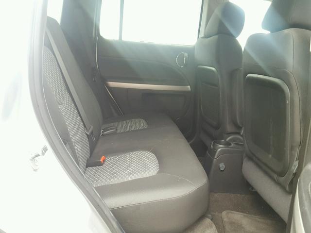 3GNBAAFW7BS537619 - 2011 CHEVROLET HHR LS SILVER photo 6