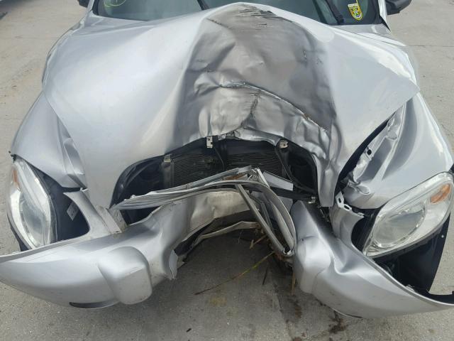 3GNBAAFW7BS537619 - 2011 CHEVROLET HHR LS SILVER photo 7