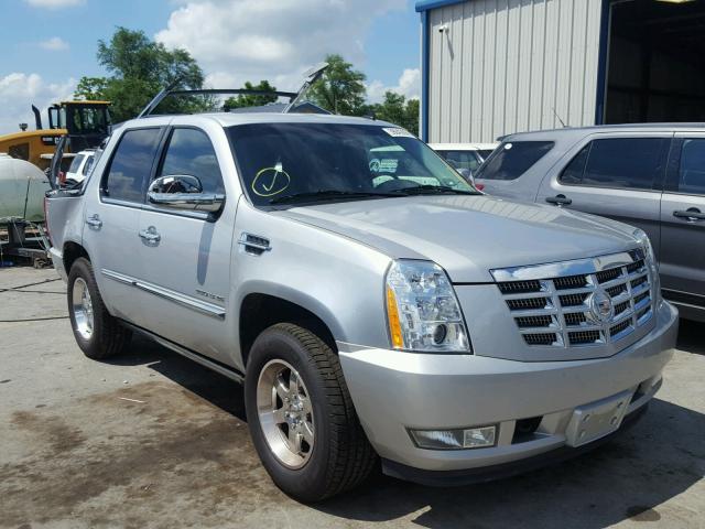 1GYUKCEF6AR155783 - 2010 CADILLAC ESCALADE P SILVER photo 1