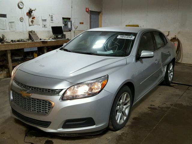 1G11C5SLXFF304256 - 2015 CHEVROLET MALIBU 1LT SILVER photo 2