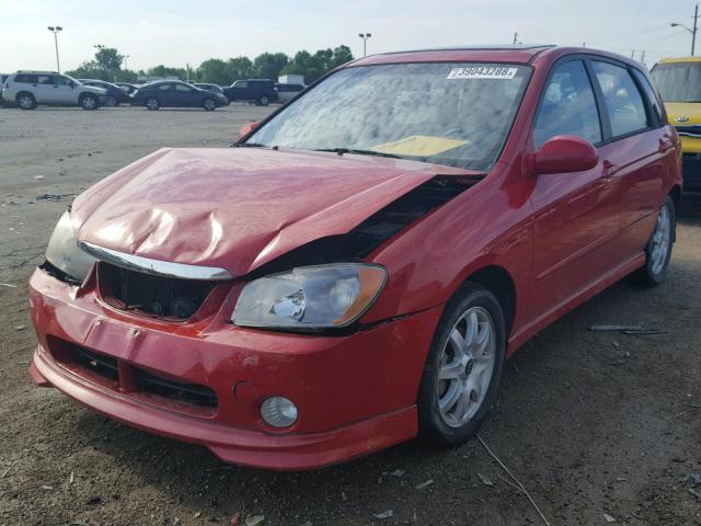 KNAFE161055099301 - 2005 KIA SPECTRA5 RED photo 2