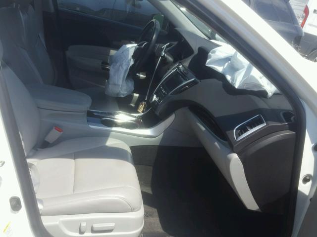 19UUB2F50FA016519 - 2015 ACURA TLX TECH WHITE photo 5