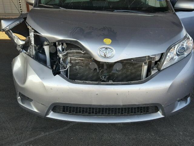 5TDKK3DC3CS277414 - 2012 TOYOTA SIENNA GRAY photo 7