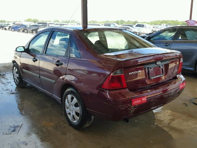 1FAFP34N97W302056 - 2007 FORD FOCUS ZX4 MAROON photo 3