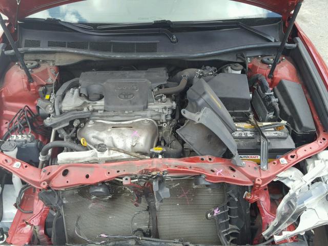 4T1BF1FK2CU560990 - 2012 TOYOTA CAMRY RED photo 7