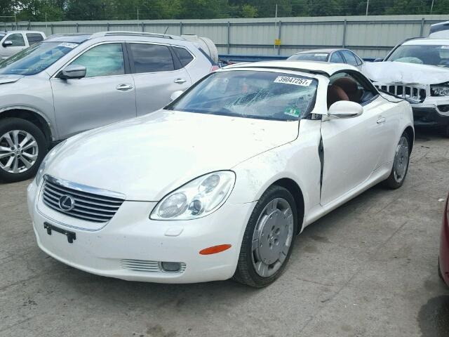 JTHFN48Y220032446 - 2002 LEXUS SC WHITE photo 2