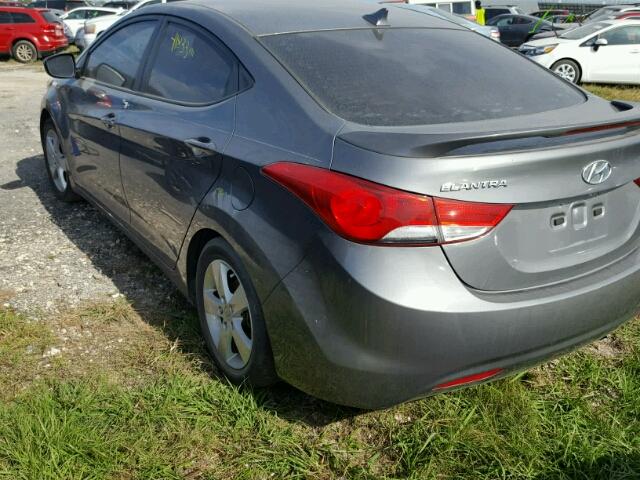 5NPDH4AEXDH343466 - 2013 HYUNDAI ELANTRA GRAY photo 3