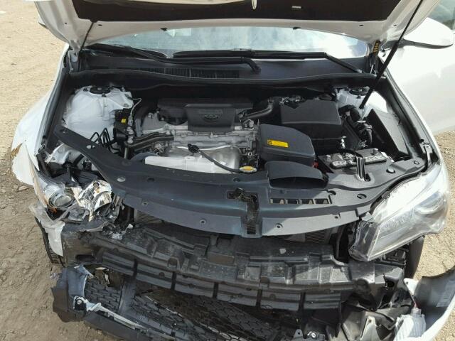 4T1BF1FK6FU063350 - 2015 TOYOTA CAMRY LE WHITE photo 7