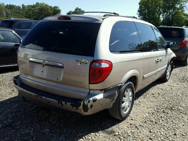 2A4GP54L26R772763 - 2006 CHRYSLER TOWN & COU GOLD photo 4