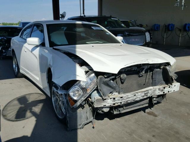 2B3CL3CG1BH556350 - 2011 DODGE CHARGER WHITE photo 1