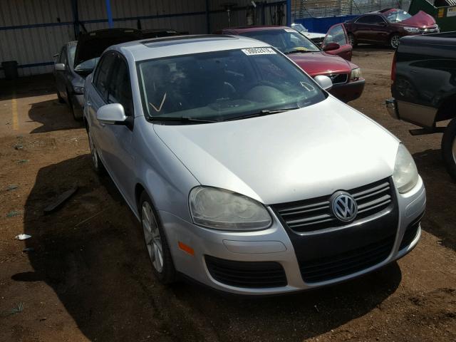 3VWRA7AJ2AM029421 - 2010 VOLKSWAGEN JETTA WOLF SILVER photo 1