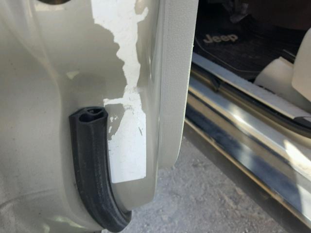 1J8HG68268C153296 - 2008 JEEP COMMANDER Gümüş foto 10