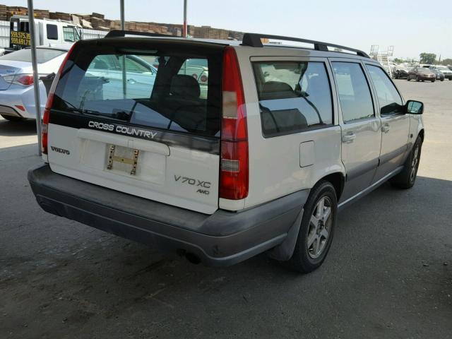 YV1LZ56D3X2559125 - 1999 VOLVO V70 XC WHITE photo 4