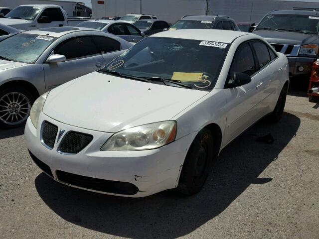 1G2ZF58B374218580 - 2007 PONTIAC G6 VALUE L WHITE photo 2