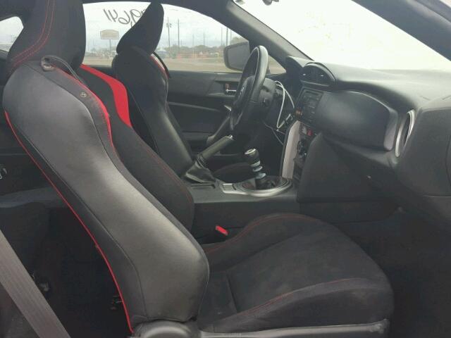 JF1ZNAA18D1712526 - 2013 TOYOTA SCION FR-S შავი ფოტო 5