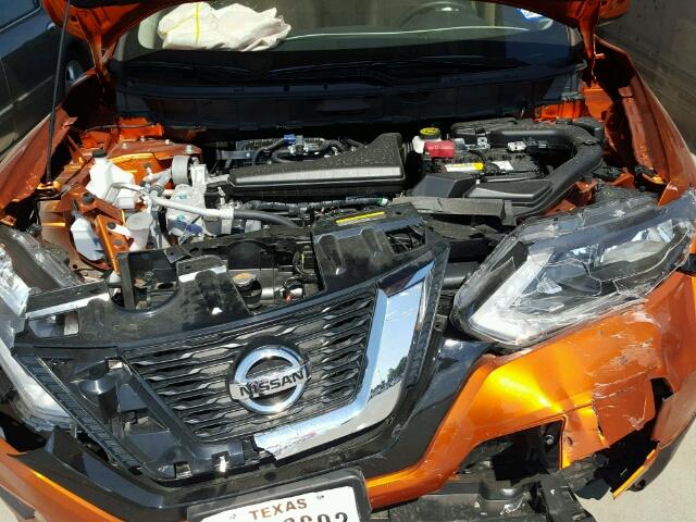 JN8AT2MT9HW148172 - 2017 NISSAN ROGUE S ORANGE photo 7