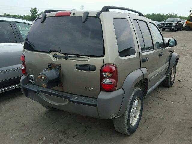 1J4GL48K97W641393 - 2007 JEEP LIBERTY SP TAN photo 4