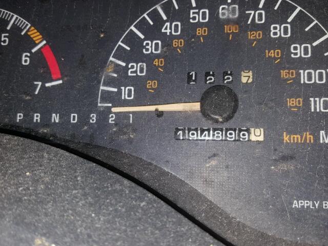 1G2WP52K82F124426 - 2002 PONTIAC GRAND PRIX RED photo 8