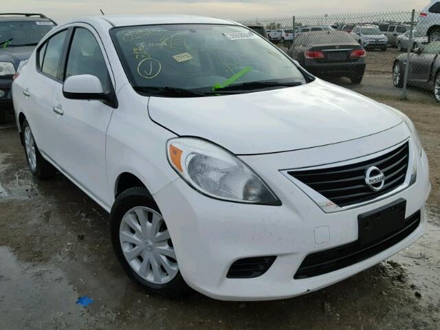 3N1CN7AP7EK440481 - 2014 NISSAN VERSA WHITE photo 1