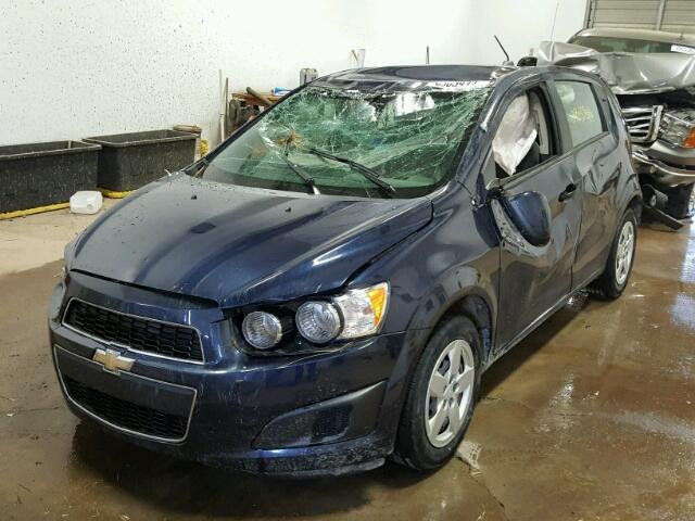 1G1JA6SH7F4216249 - 2015 CHEVROLET SONIC LS 蓝色 照片 2