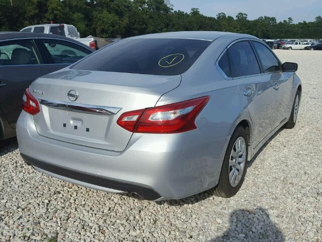 1N4AL3AP6HN324776 - 2017 NISSAN ALTIMA 2.5 SILVER photo 4