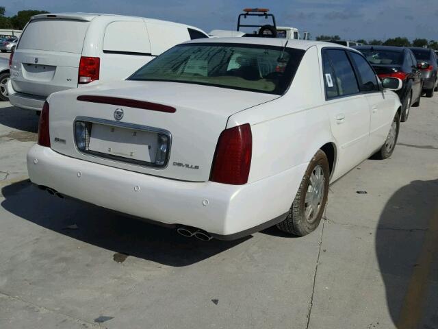 1G6KD54Y14U224602 - 2004 CADILLAC DEVILLE WHITE photo 4