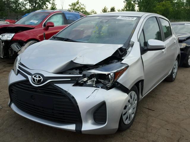 VNKKTUD33HA077972 - 2017 TOYOTA YARIS L SILVER photo 2