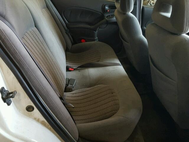 1G2NG52E13M563700 - 2003 PONTIAC GRAND AM S WHITE photo 6