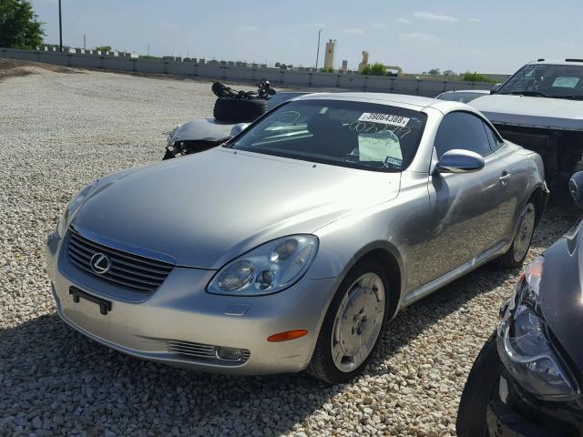 JTHFN48Y220002279 - 2002 LEXUS SC 430 SILVER photo 2