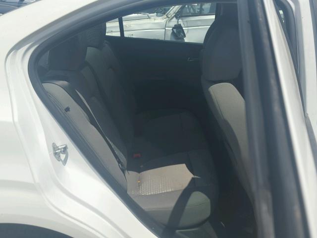 1G1JA5SH0D4105680 - 2013 CHEVROLET SONIC LS 白色 照片 6