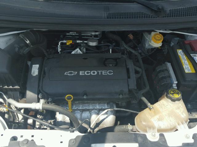 1G1JA5SH0D4105680 - 2013 CHEVROLET SONIC LS 白色 照片 7