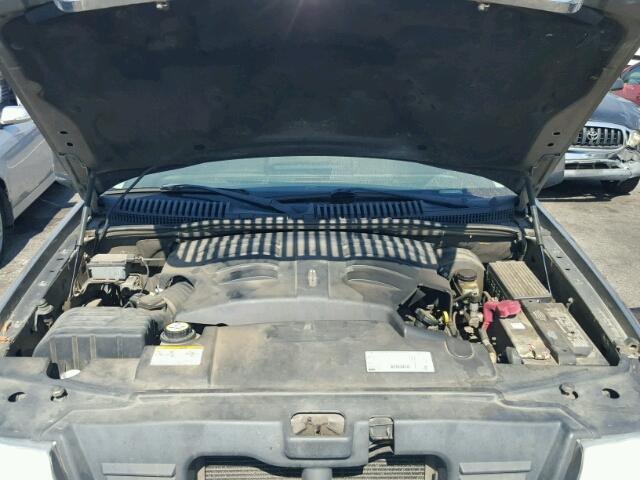 5LMEU68H03ZJ30246 - 2003 LINCOLN AVIATOR 灰色 照片 7