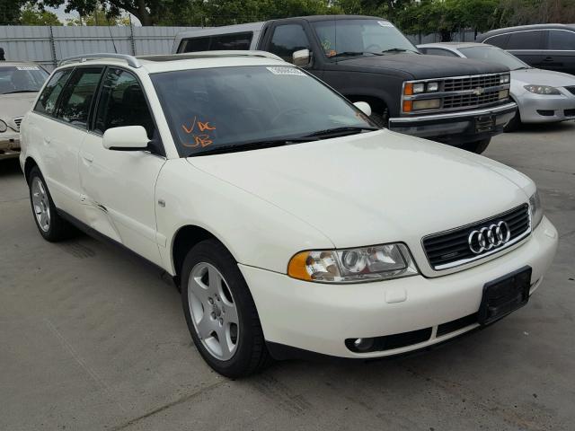 WAUKH68D81A135893 - 2001 AUDI A4 2.8 AVA WHITE photo 1