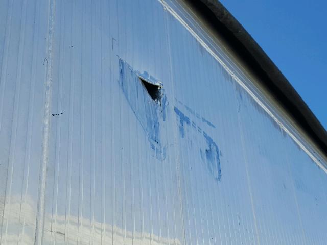 48X2E2829G1010106 - 2016 UTILITY TRAILER SILVER photo 9