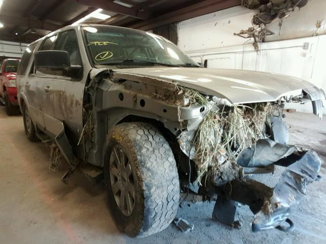 5LMFU28R54LJ12562 - 2004 LINCOLN NAVIGATOR ვერცხლისფერი ფოტო 1